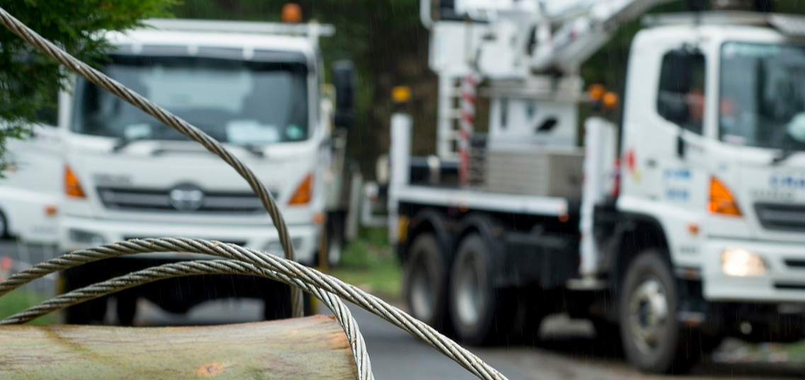 Banner image - powerlines down 905 x 428